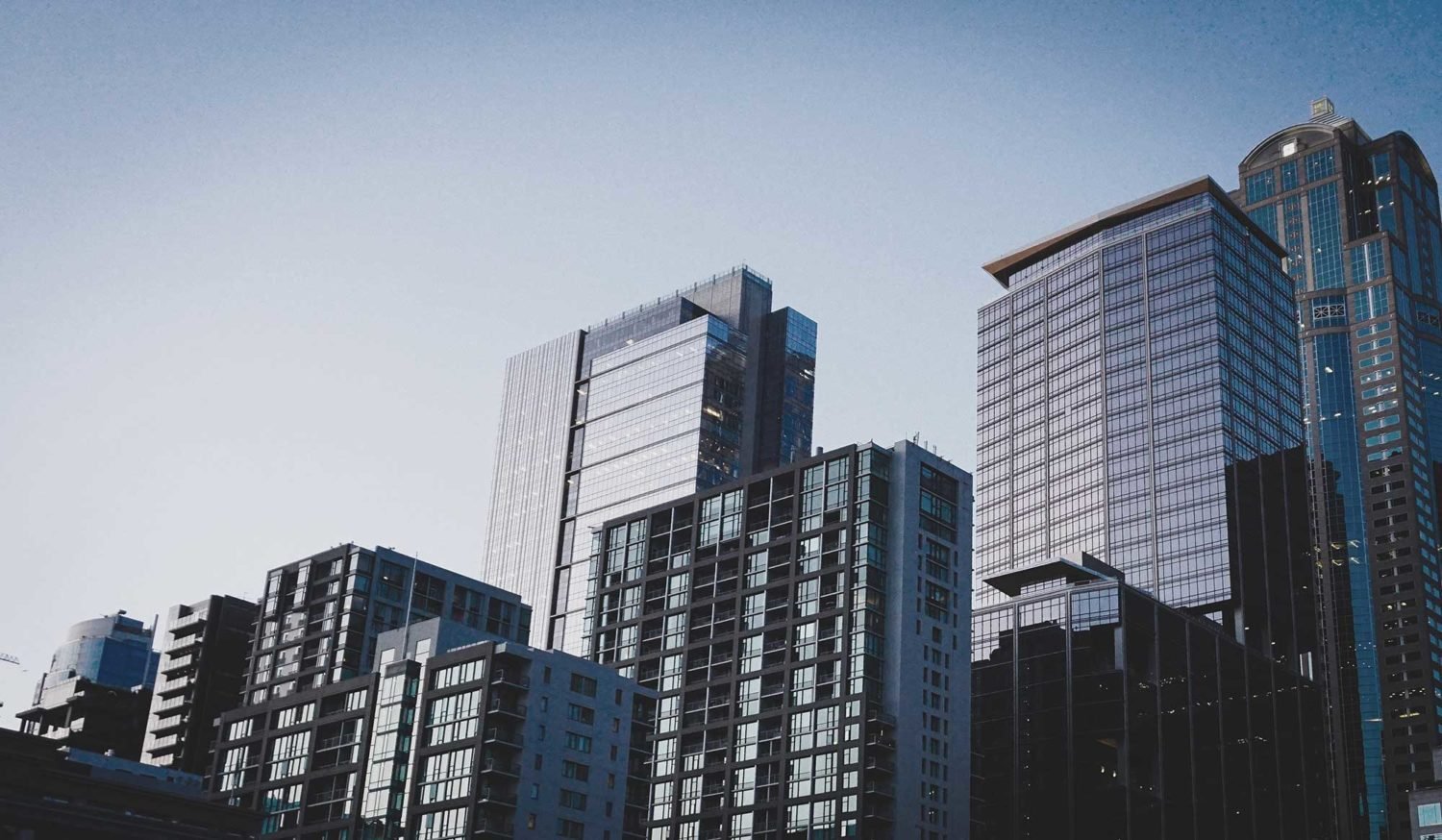 City skyline illustrating alternative 1031 DST portfolio strategies